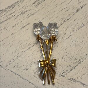 Gold and Clear Crystal Flower Brooch
